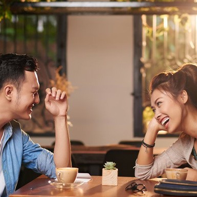 Invisalign patient in Philadelphia smiling on date